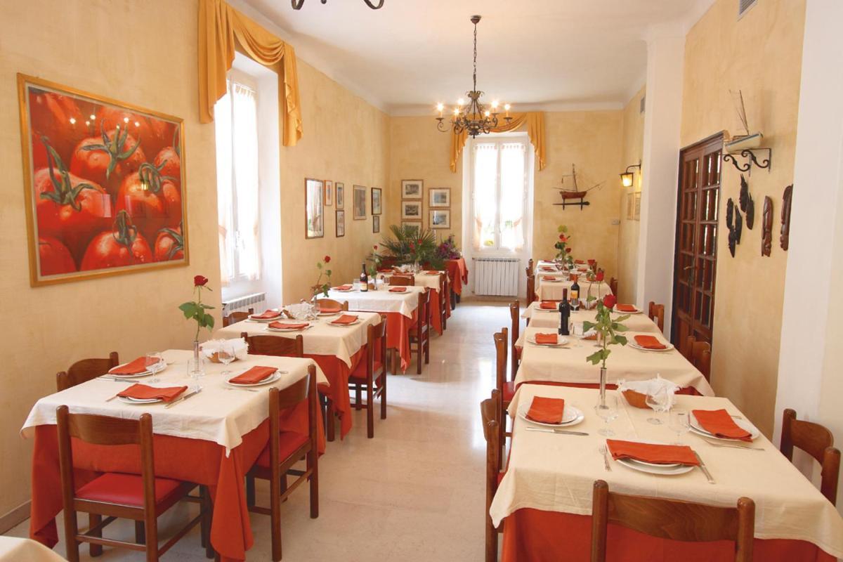 Hotel Villa Bianca Laigueglia Exterior photo